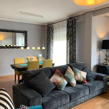 Sg Apartamentos La Casa De La Catedral Vut47-240 바야돌리드 외부 사진