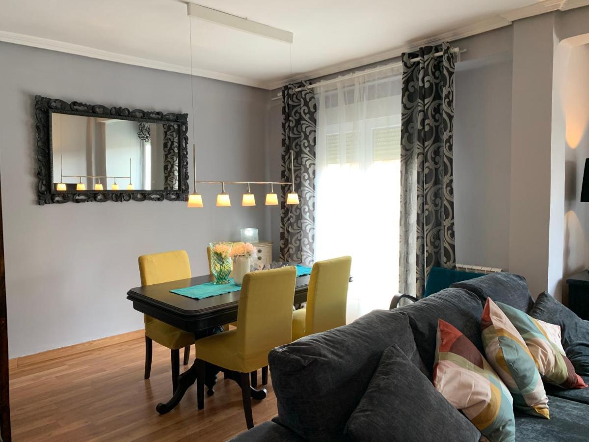 Sg Apartamentos La Casa De La Catedral Vut47-240 바야돌리드 외부 사진