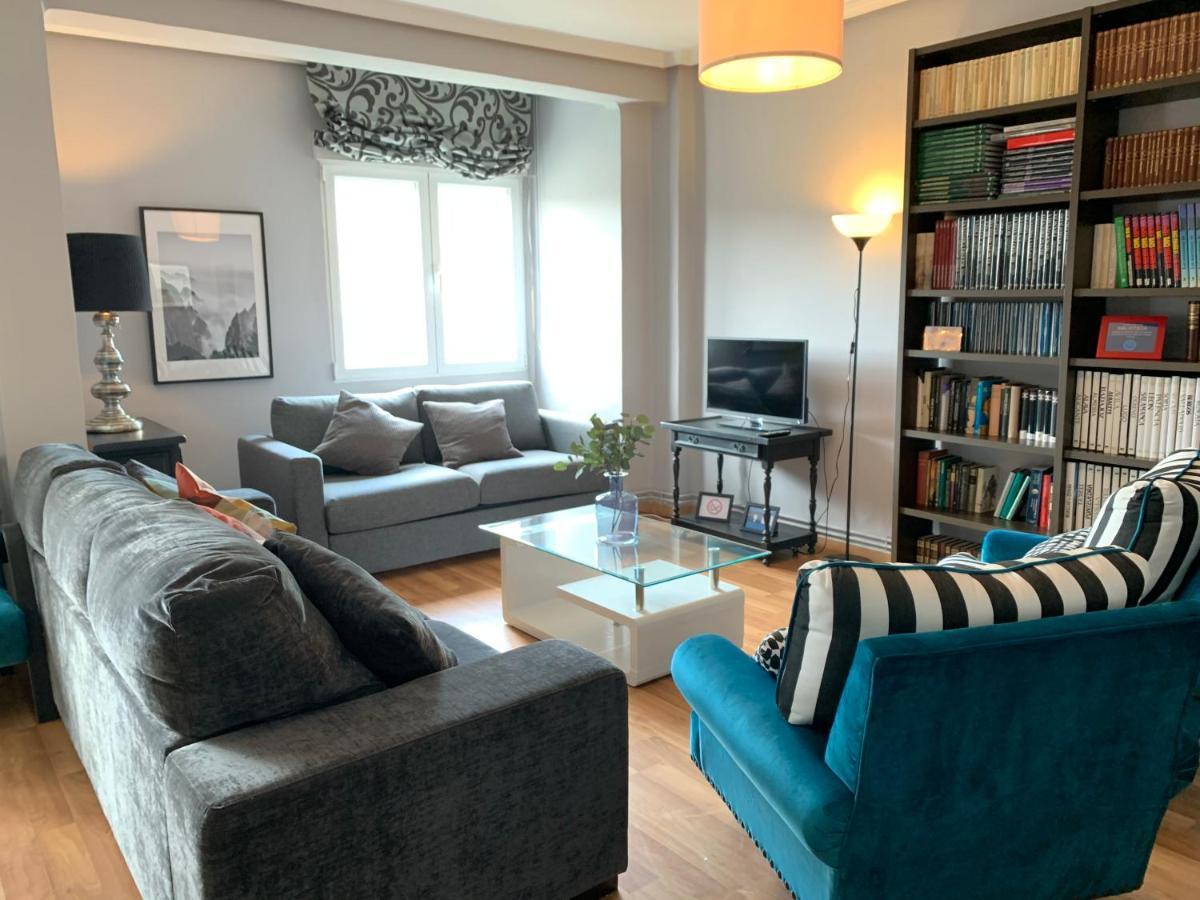 Sg Apartamentos La Casa De La Catedral Vut47-240 바야돌리드 외부 사진